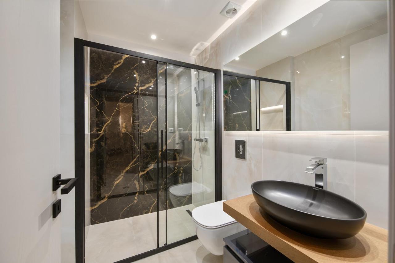 Corfu  Modern-Vintage Old Town Suites מראה חיצוני תמונה